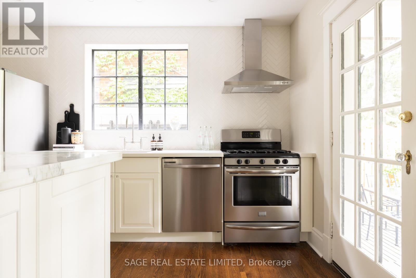 124 Cline Avenue N, Hamilton, Ontario  L8S 3Z8 - Photo 12 - X12708362