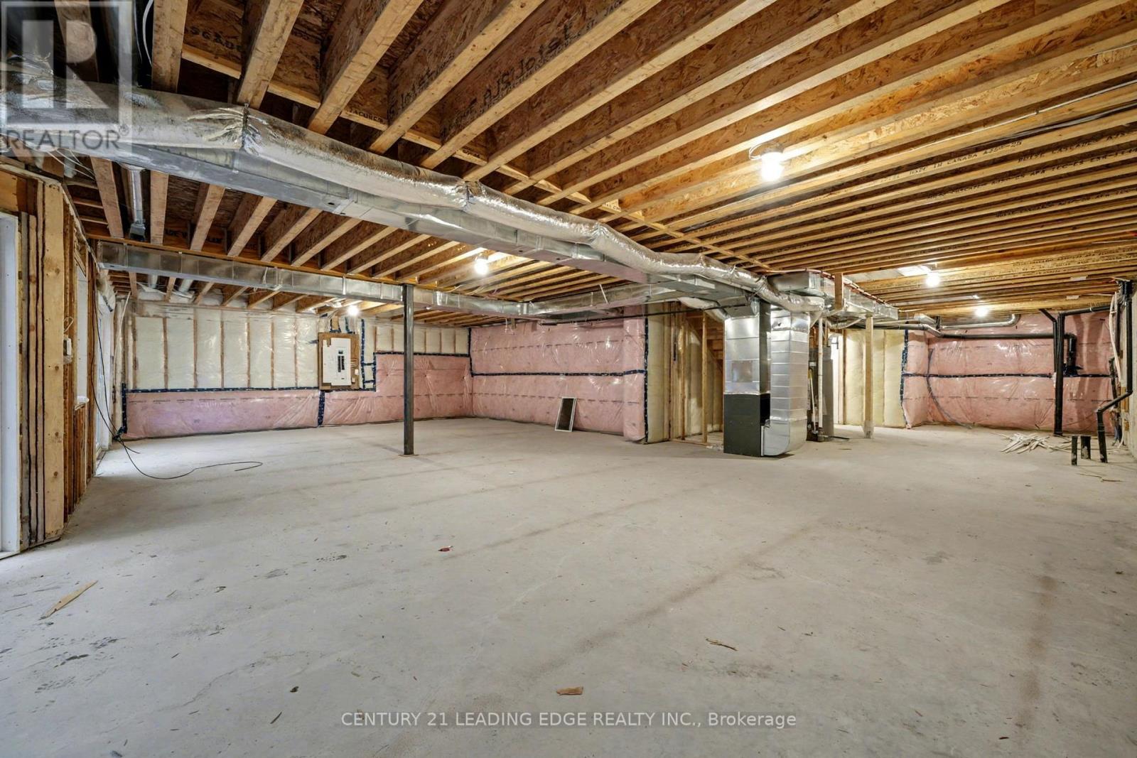 8 Turnberry Court, Bracebridge, Ontario  P1L 0N5 - Photo 40 - X12708434