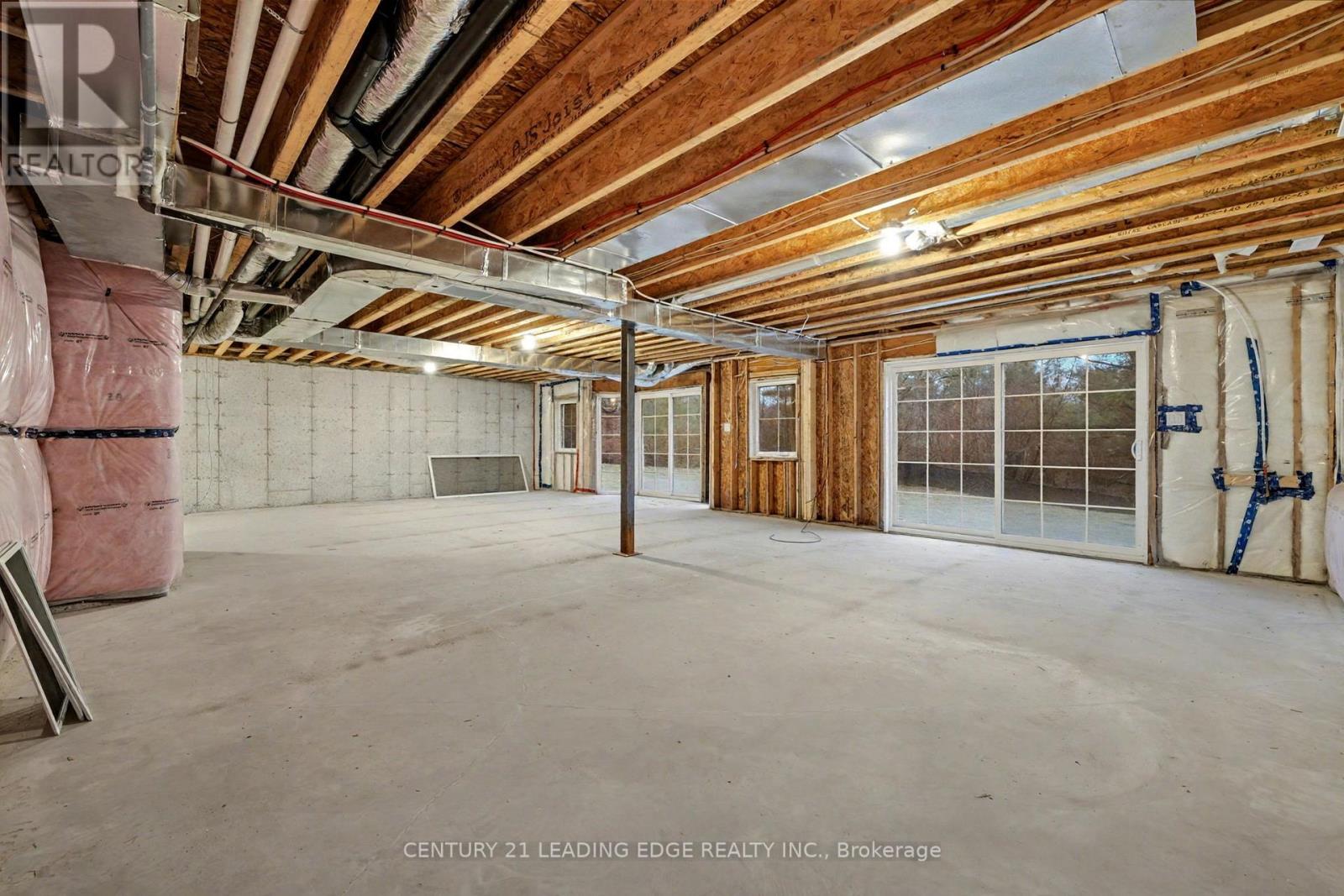 8 Turnberry Court, Bracebridge, Ontario  P1L 0N5 - Photo 41 - X12708434