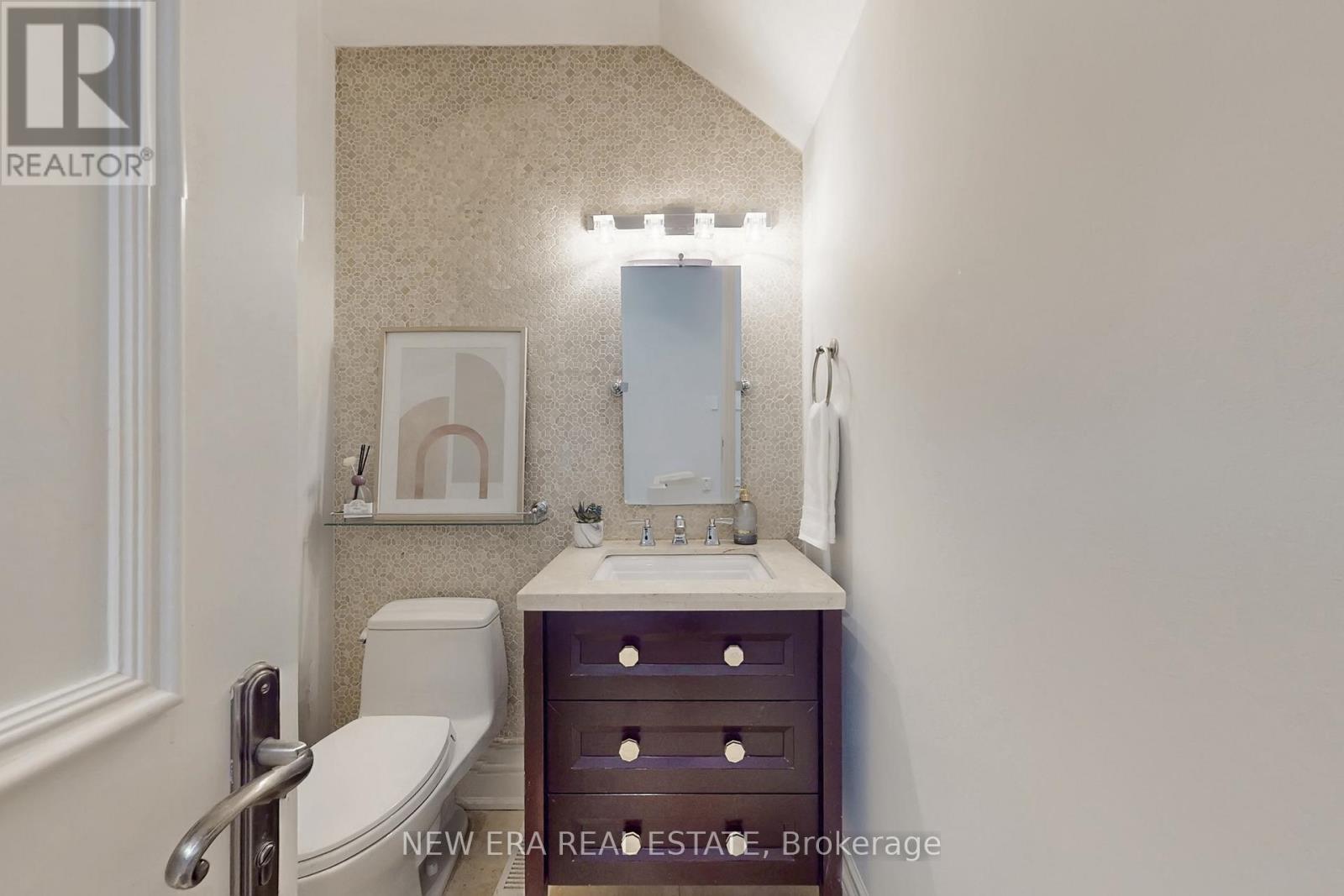 85 Snowdon Avenue, Toronto, Ontario  M4N 2A8 - Photo 19 - C12704212