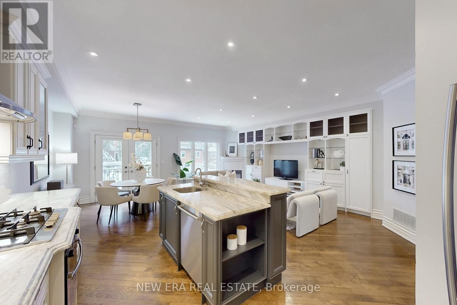 85 Snowdon Avenue, Toronto, Ontario  M4N 2A8 - Photo 17 - C12704212