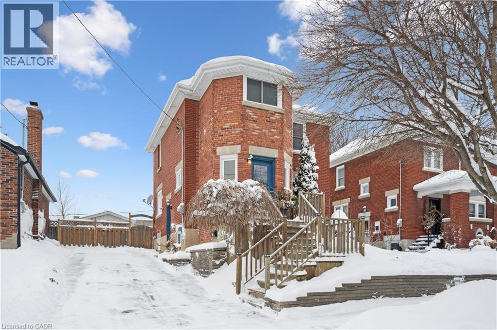 32 Dane Street, Kitchener, Ontario  N2H 3H7 - Photo 2 - 40796418