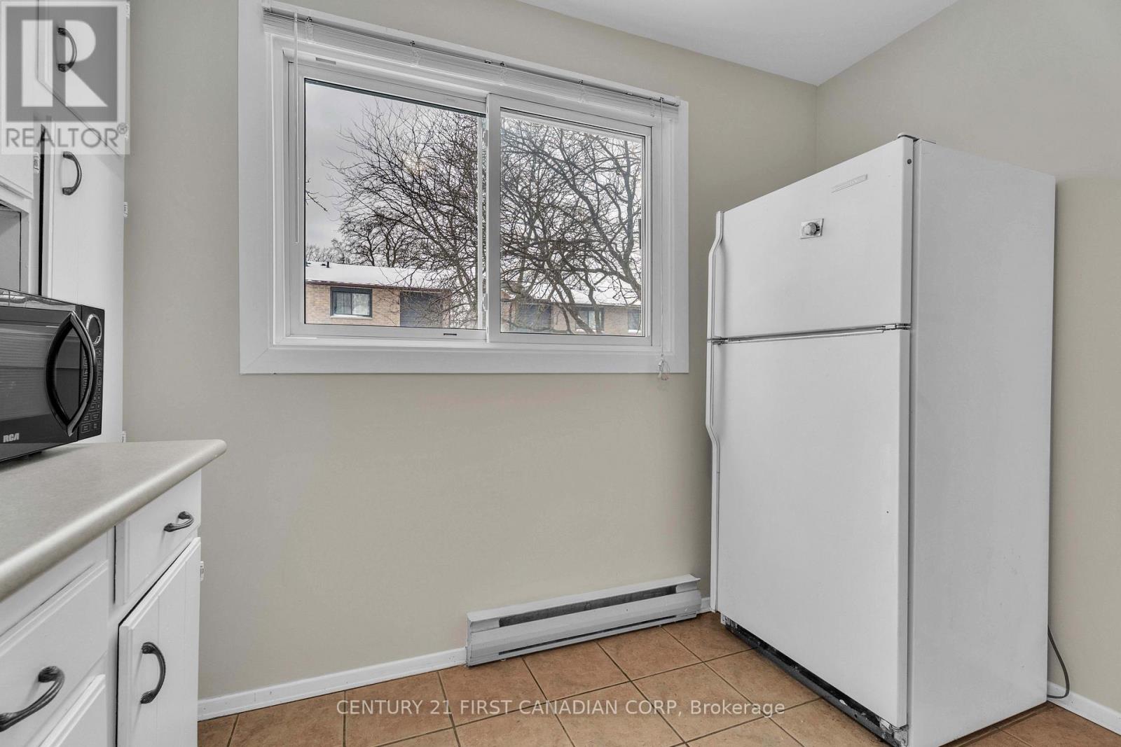 86 - 40 Summit Avenue, London North, Ontario  N6H 4S3 - Photo 14 - X12708476