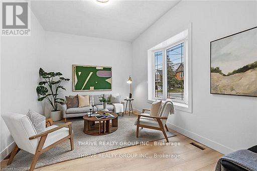 888 Queens Avenue, London East, Ontario  N5W 3H8 - Photo 5 - X12708526