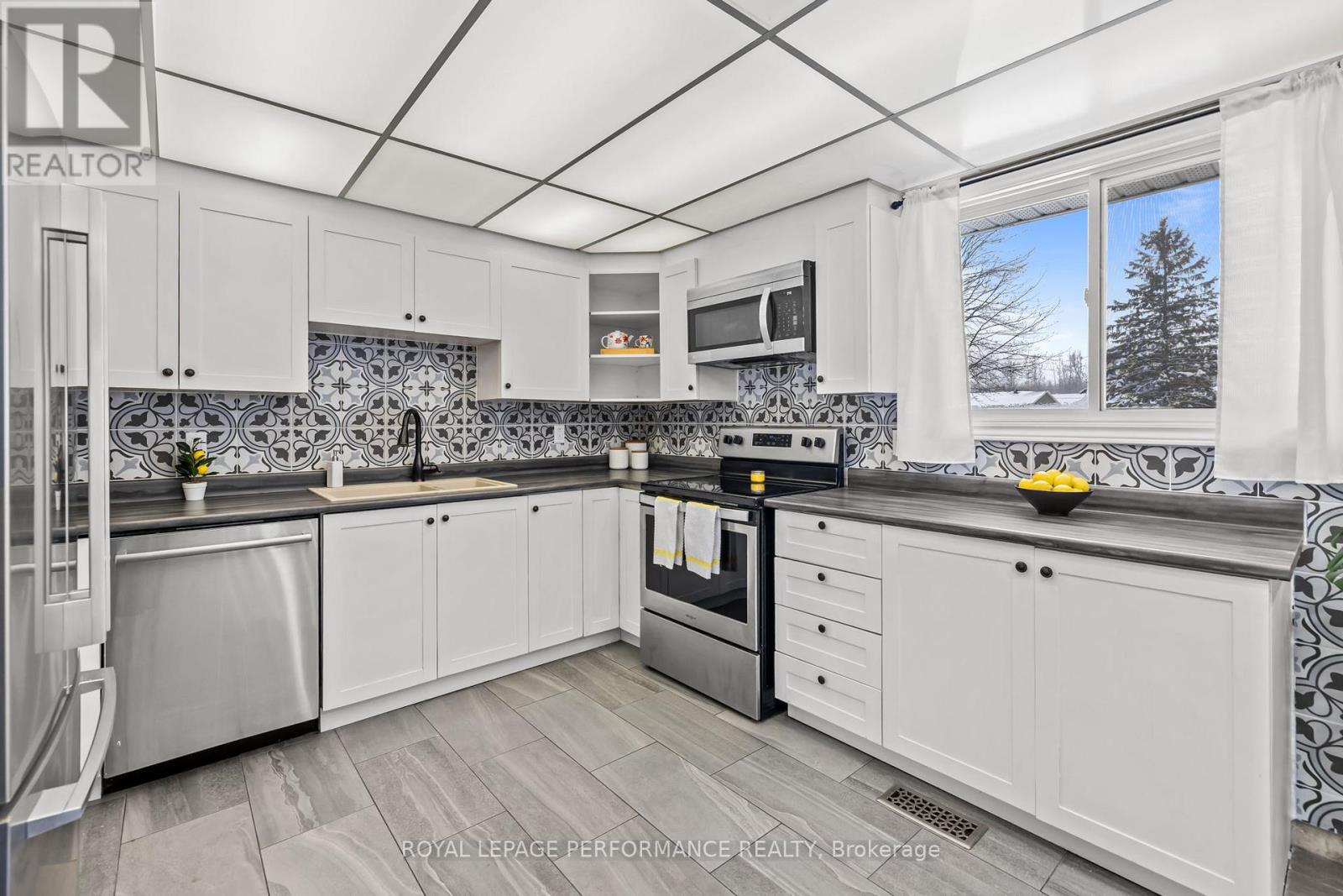 131 Forest Lane, The Nation, Ontario  K0A 1W0 - Photo 17 - X12708460