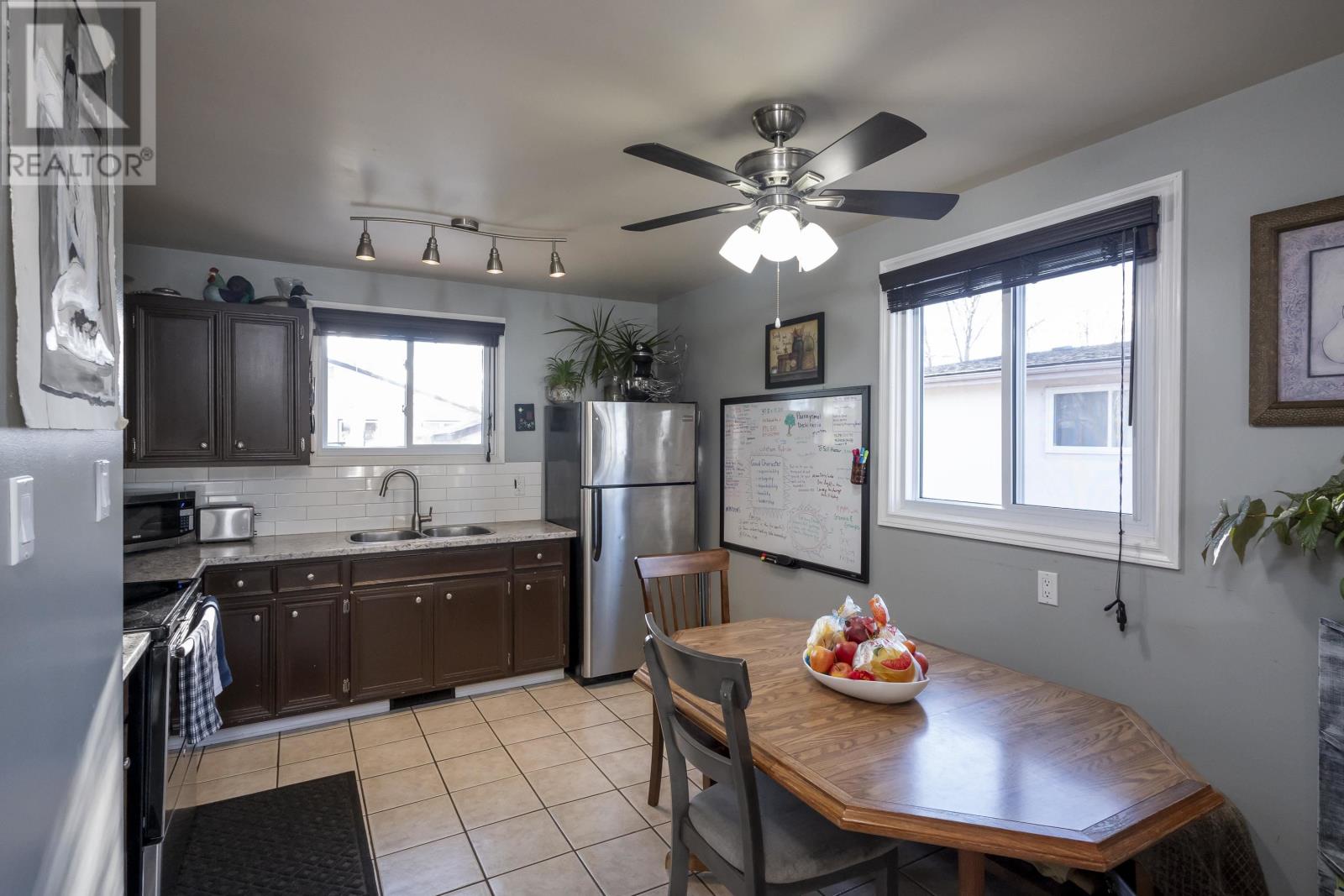 522 Redwood Ave W, Thunder Bay, Ontario  P7C 5A3 - Photo 9 - TB253660