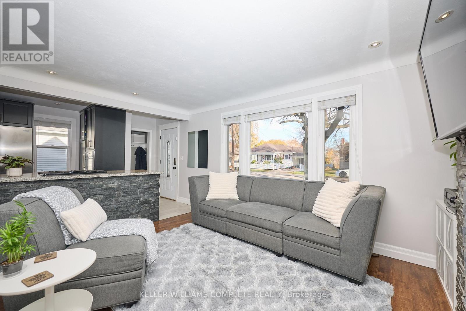 19 Else Street N, St. Catharines (Vine/linwell), Ontario  L2N 2B9 - Photo 10 - X12708468