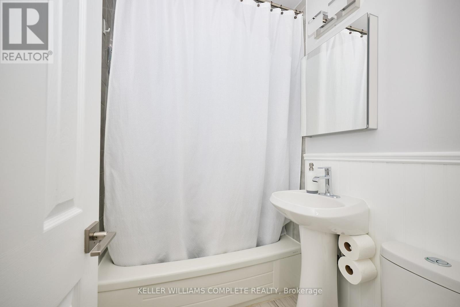 19 Else Street N, St. Catharines (Vine/linwell), Ontario  L2N 2B9 - Photo 12 - X12708468