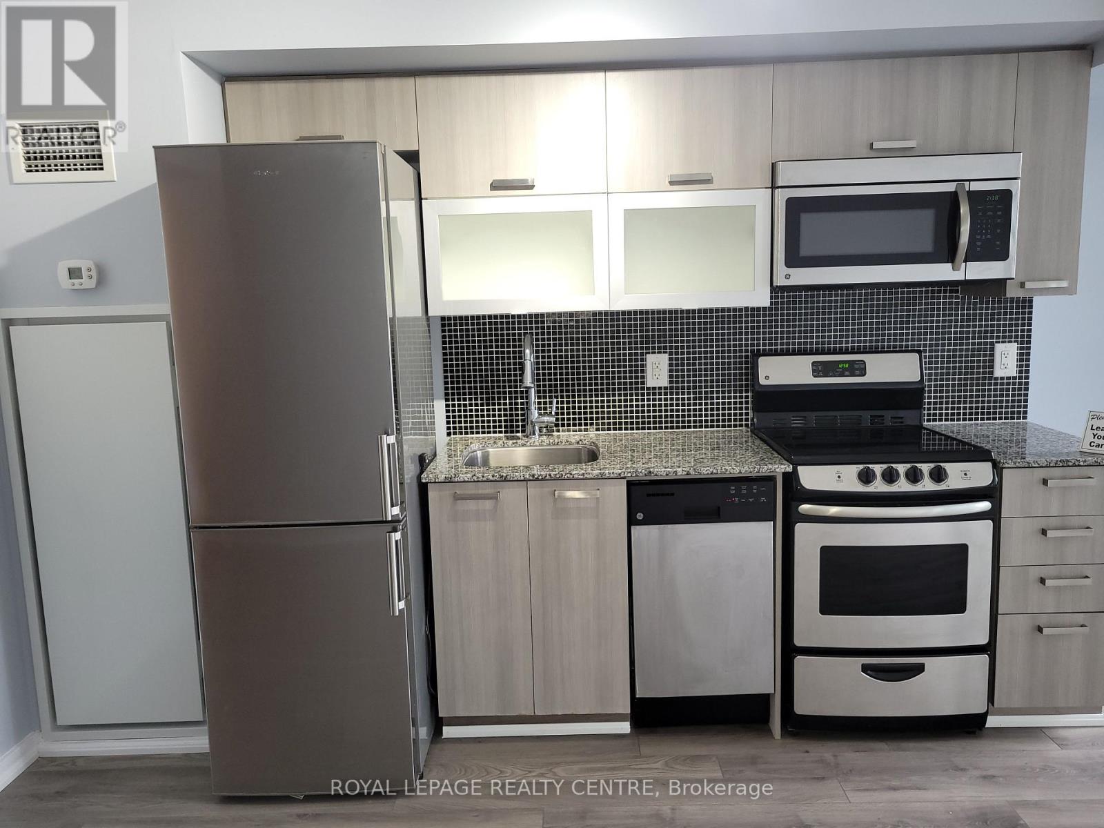 218w - 36 Lisgar Street, Toronto, Ontario  M6J 0C7 - Photo 8 - C12708510