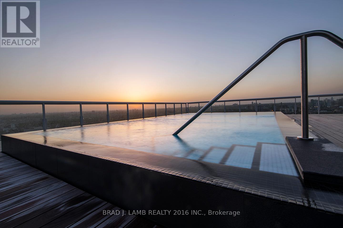 1105 - 11 Charlotte Street, Toronto, Ontario  M5V 2H5 - Photo 17 - C12708554