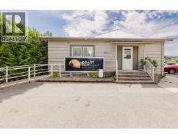 5691 MERMAID STREET, Sechelt, British Columbia
