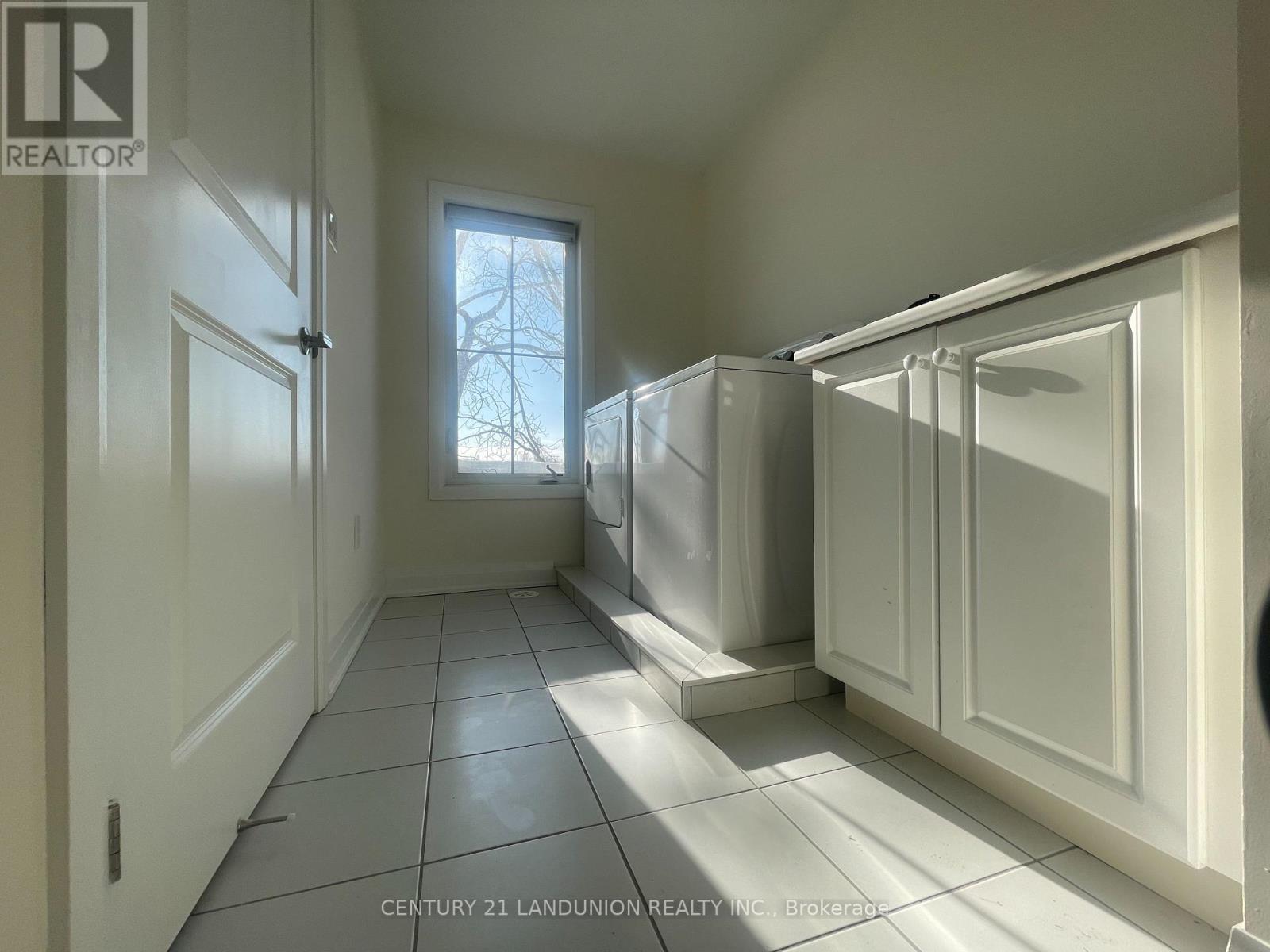 17 Mcconaghy Court, Vaughan, Ontario  L6A 5C1 - Photo 12 - N12708462