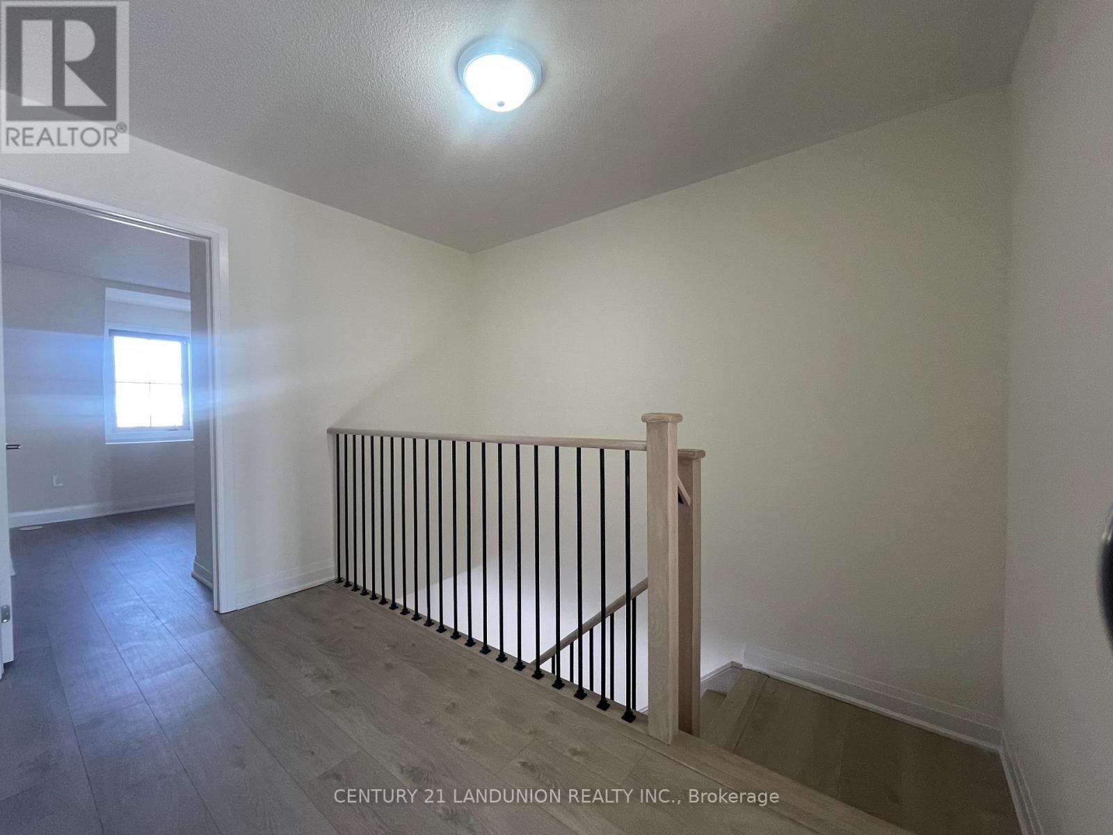 17 Mcconaghy Court, Vaughan, Ontario  L6A 5C1 - Photo 19 - N12708462