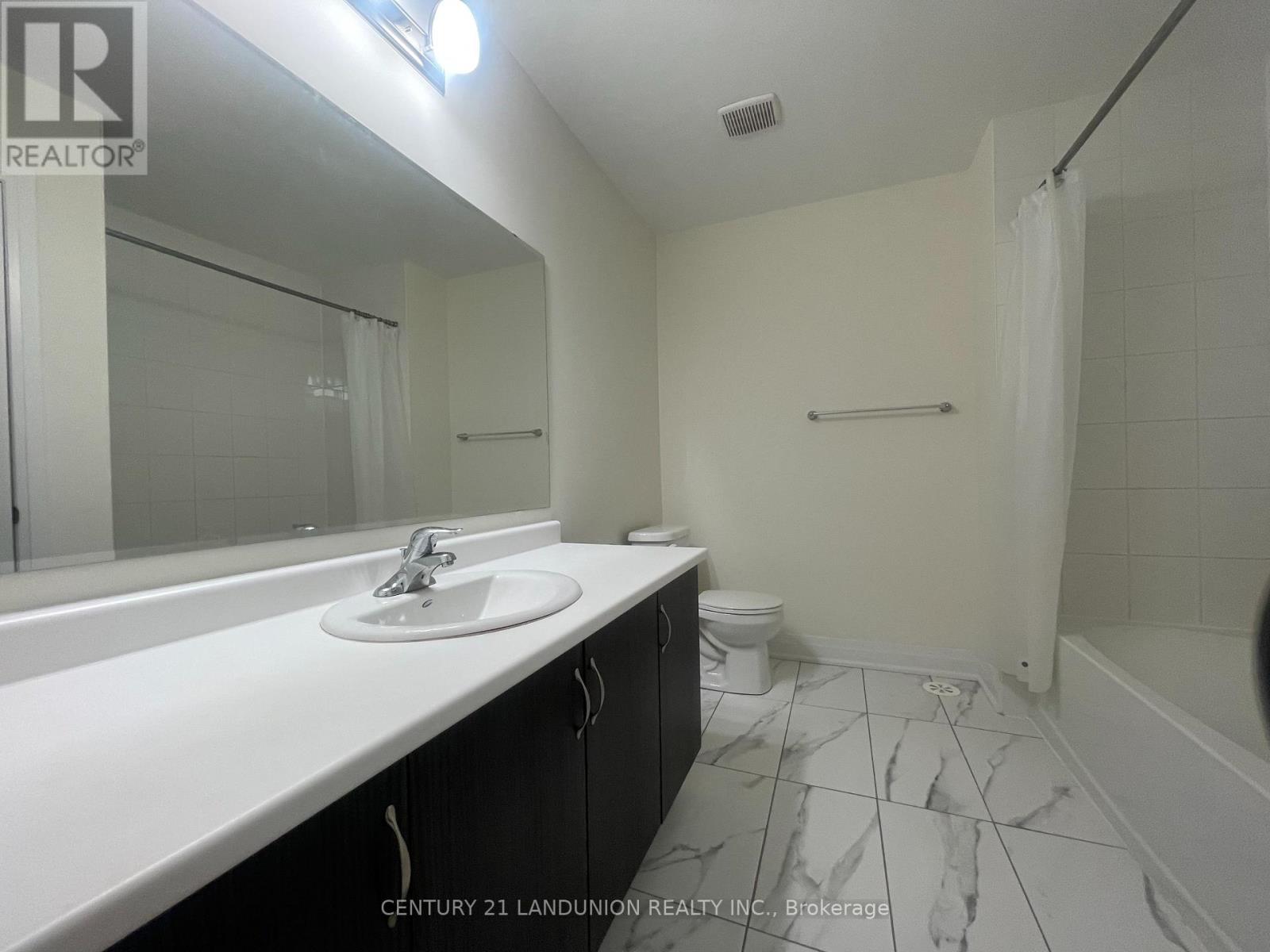 17 Mcconaghy Court, Vaughan, Ontario  L6A 5C1 - Photo 24 - N12708462