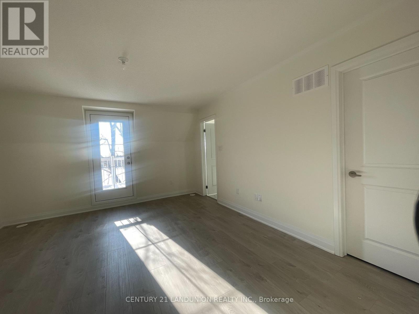 17 Mcconaghy Court, Vaughan, Ontario  L6A 5C1 - Photo 27 - N12708462