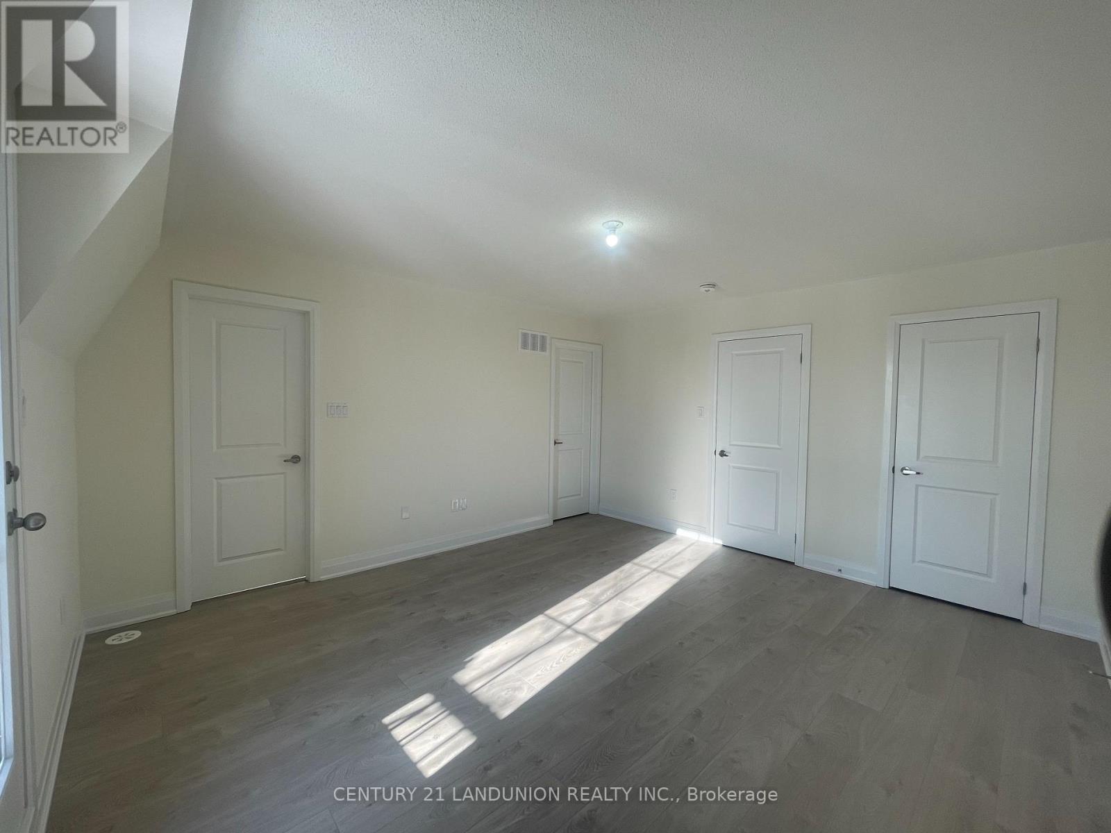 17 Mcconaghy Court, Vaughan, Ontario  L6A 5C1 - Photo 29 - N12708462