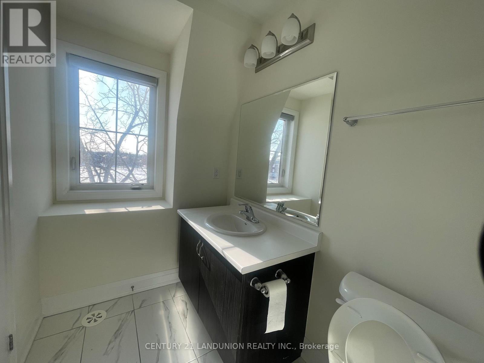 17 Mcconaghy Court, Vaughan, Ontario  L6A 5C1 - Photo 30 - N12708462