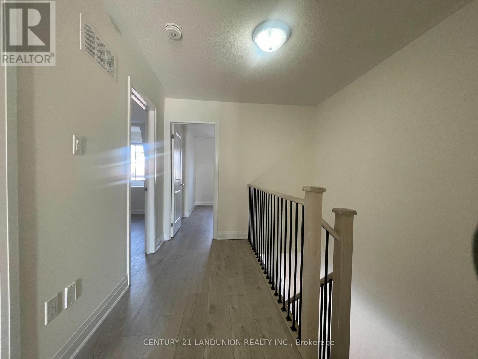 17 Mcconaghy Court, Vaughan, Ontario  L6A 5C1 - Photo 8 - N12708462