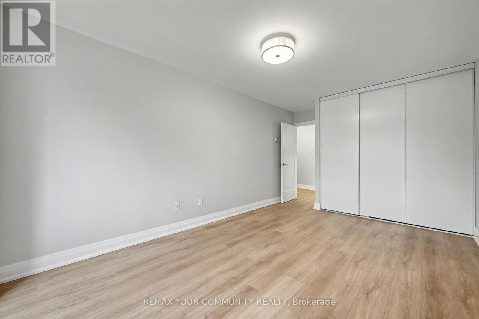 207 - 21028 Dalton Road, Georgina, Ontario  L0E 1L0 - Photo 10 - N12708490