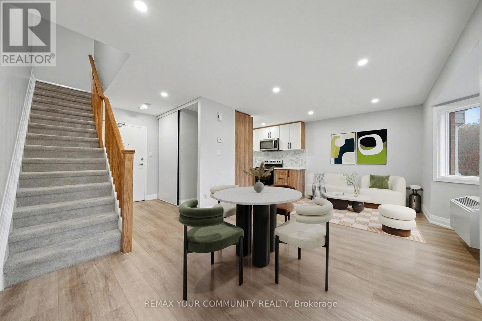 207 - 21028 Dalton Road, Georgina, Ontario  L0E 1L0 - Photo 14 - N12708490