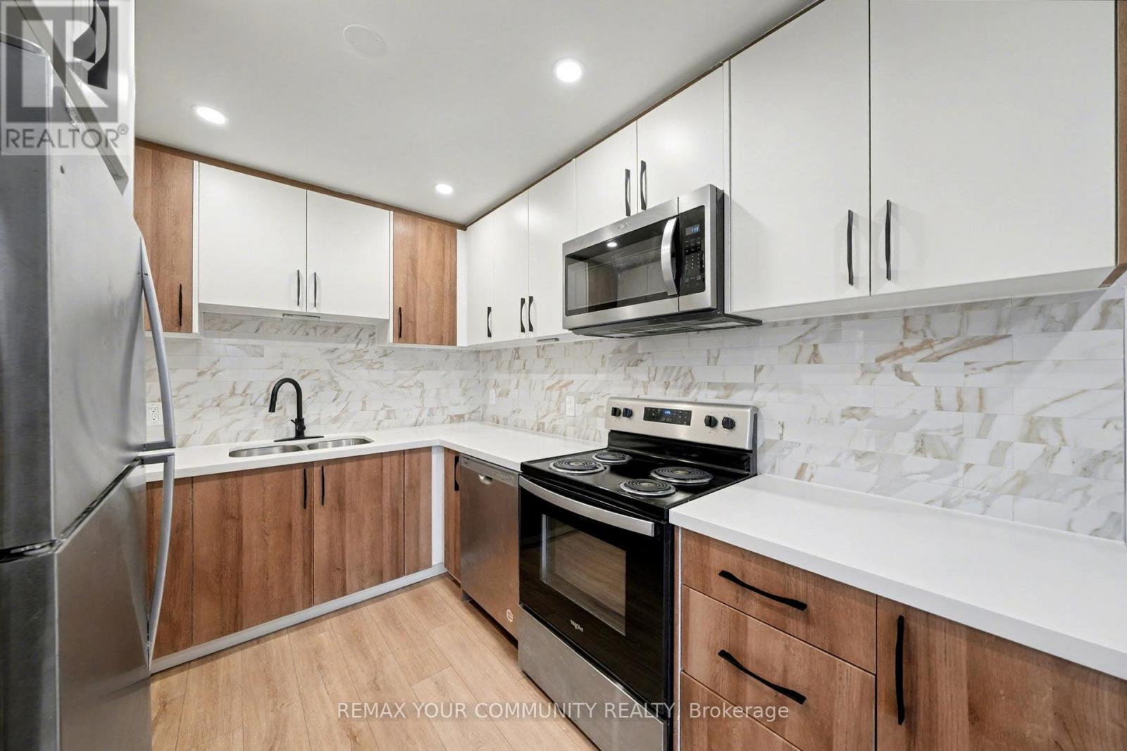 207 - 21028 Dalton Road, Georgina, Ontario  L0E 1L0 - Photo 6 - N12708490