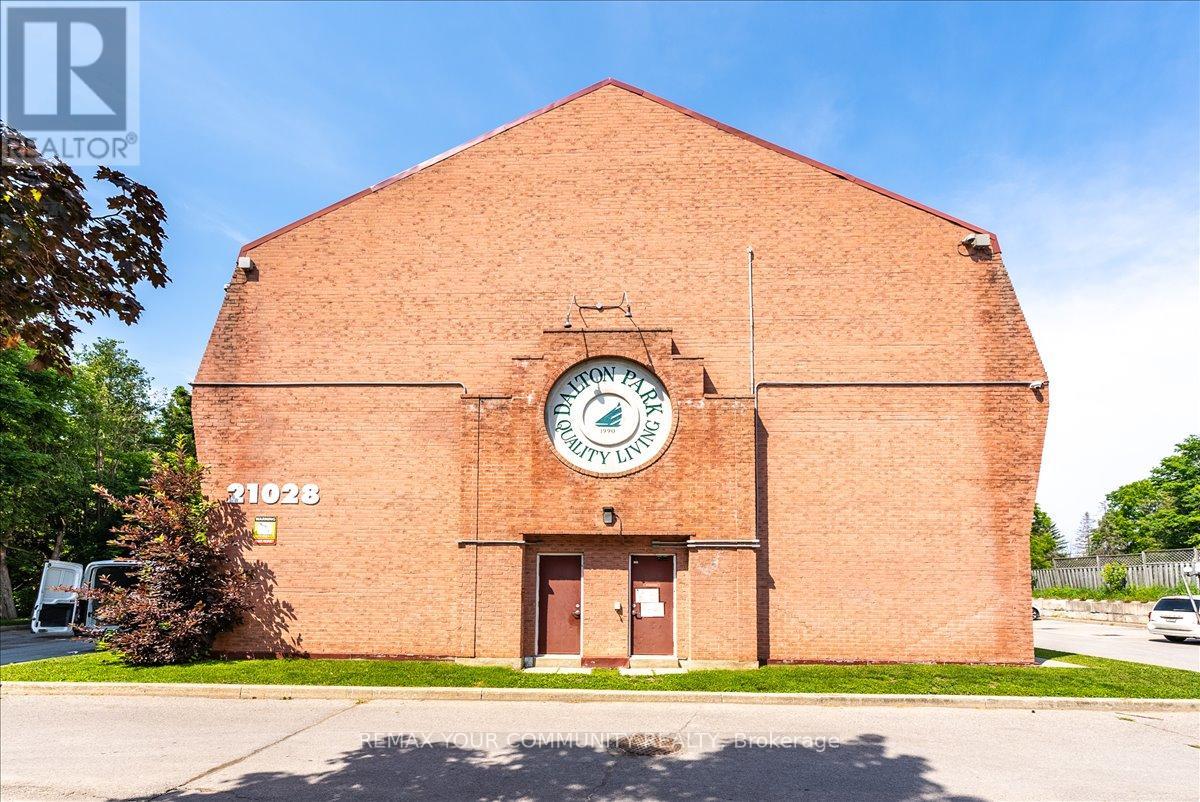 209 - 21028 Dalton Road, Georgina, Ontario  L0E 1L0 - Photo 2 - N12708504