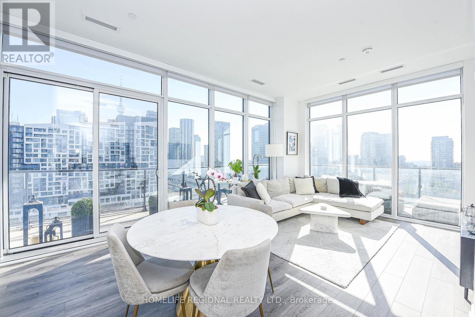 PH19 - 9 TECUMSETH STREET, Toronto, Ontario