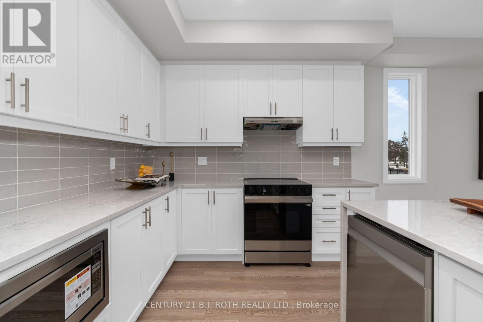 89 Lightfoot Drive, Orillia, Ontario  L3V 7L8 - Photo 11 - S12708482