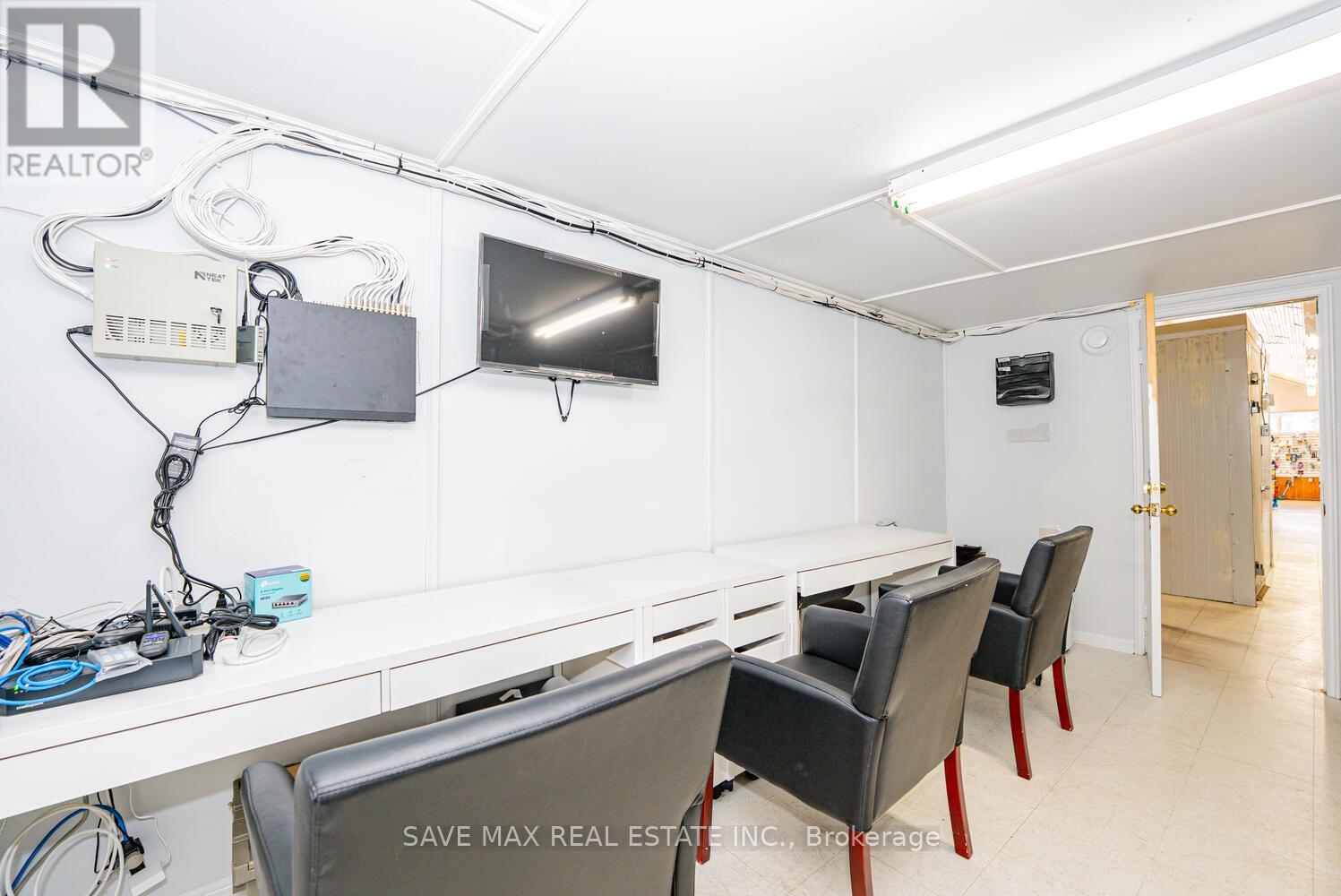 2008 Tiny Beaches Road S, Tiny, Ontario  L0L 1P0 - Photo 24 - S12708530