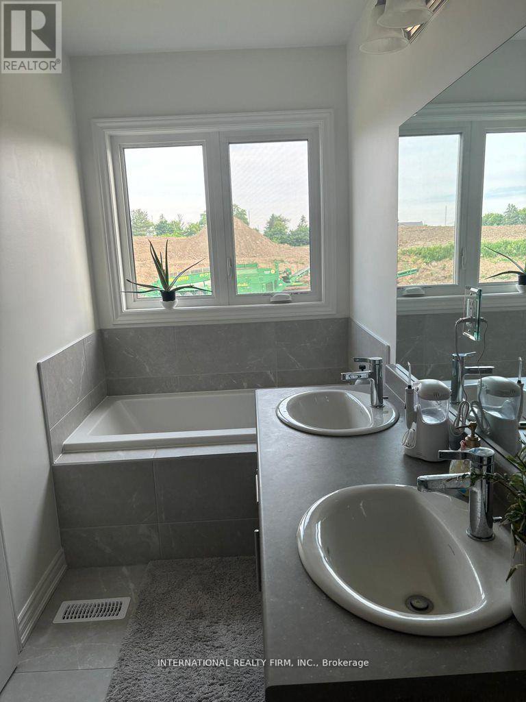 159 Shepherd Drive, Barrie, Ontario  L9J 0P9 - Photo 5 - S12708534