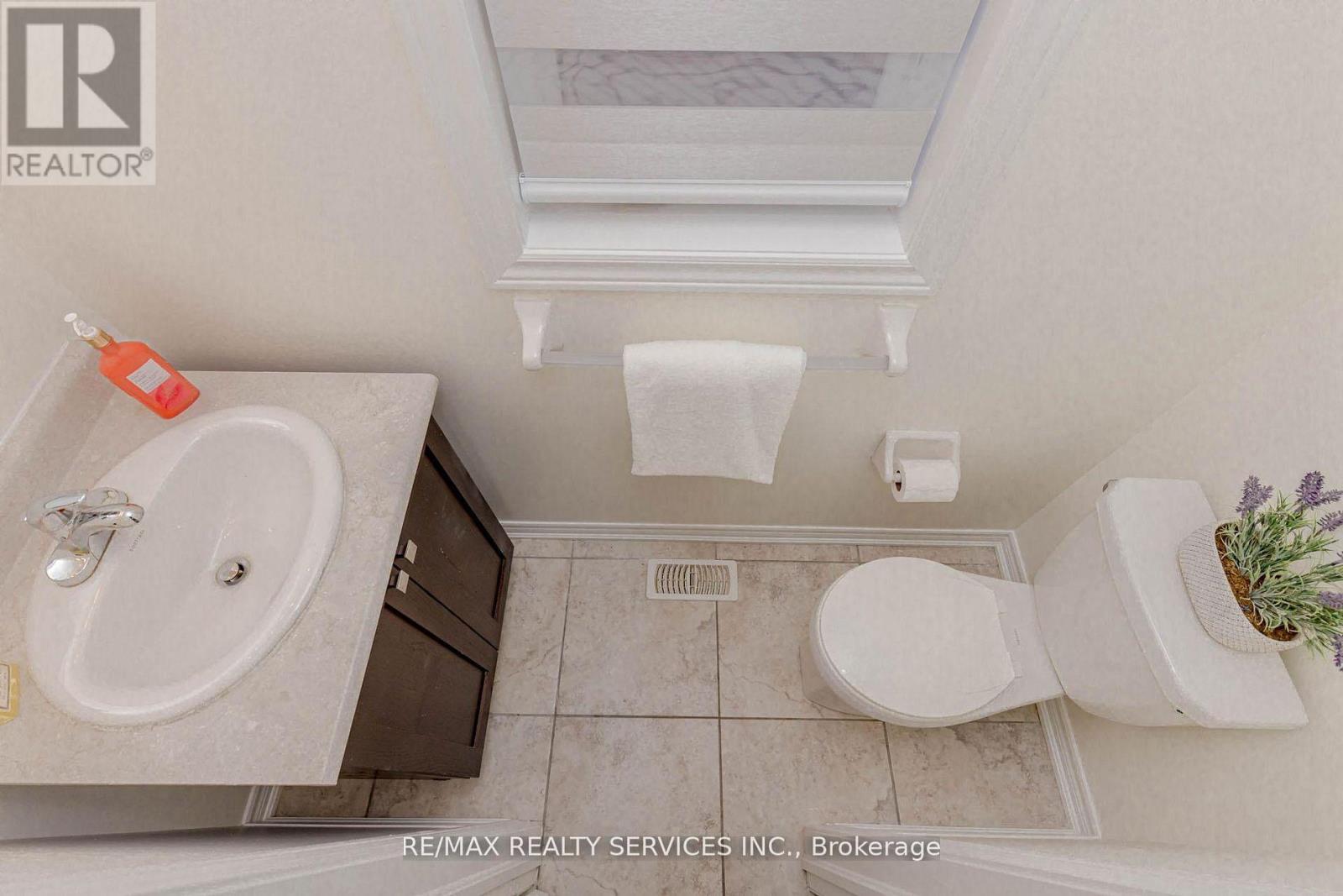 60 True Blue Crescent, Caledon, Ontario  L7E 4K7 - Photo 15 - W12708232