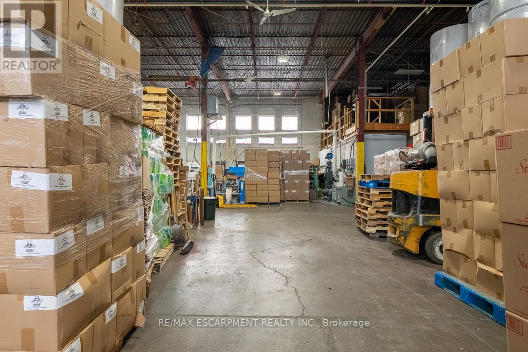 14, 15 & 16 - 4480 Chesswood Drive, Toronto, Ontario  M3J 2B9 - Photo 21 - W12701698