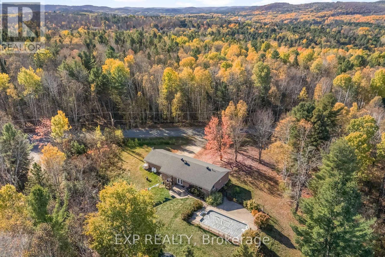 91 Hillcrest Avenue, Killaloe, Ontario  K0J 2N0 - Photo 2 - X12481121