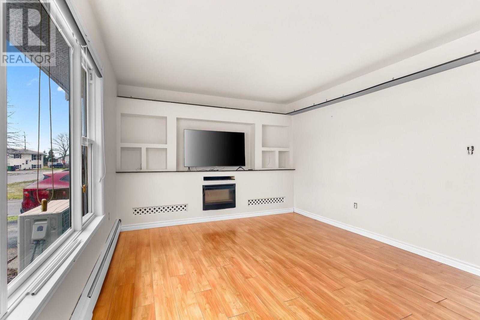 213 Patterson Drive, Charlottetown, Prince Edward Island  C1A 8J2 - Photo 3 - 202601064