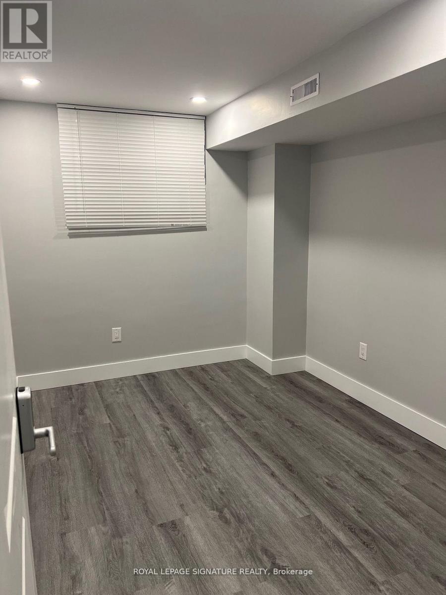 Bsmt - 1040 Runningbrook Drive, Mississauga, Ontario  L4Y 2T2 - Photo 10 - W12708470