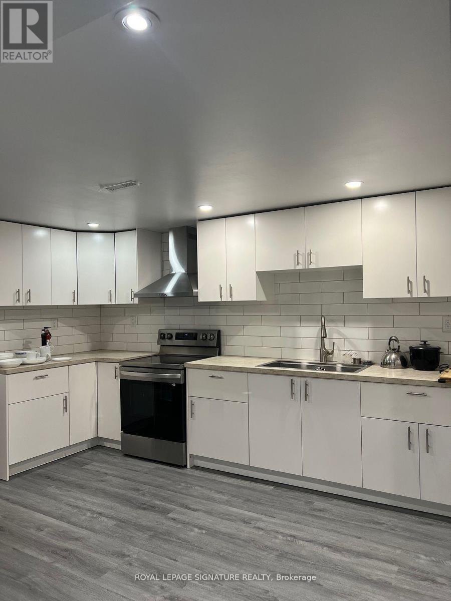 Bsmt - 1040 Runningbrook Drive, Mississauga, Ontario  L4Y 2T2 - Photo 12 - W12708470