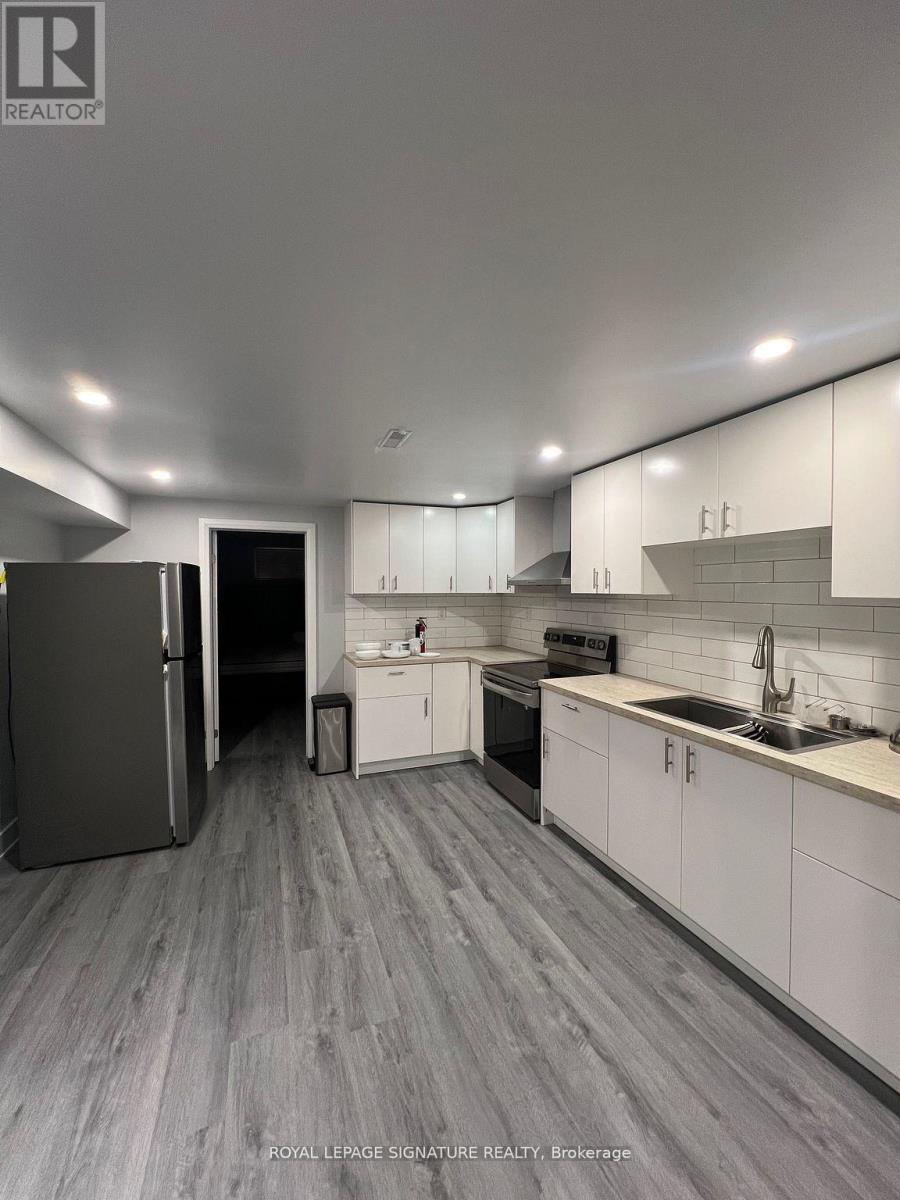 Bsmt - 1040 Runningbrook Drive, Mississauga, Ontario  L4Y 2T2 - Photo 13 - W12708470