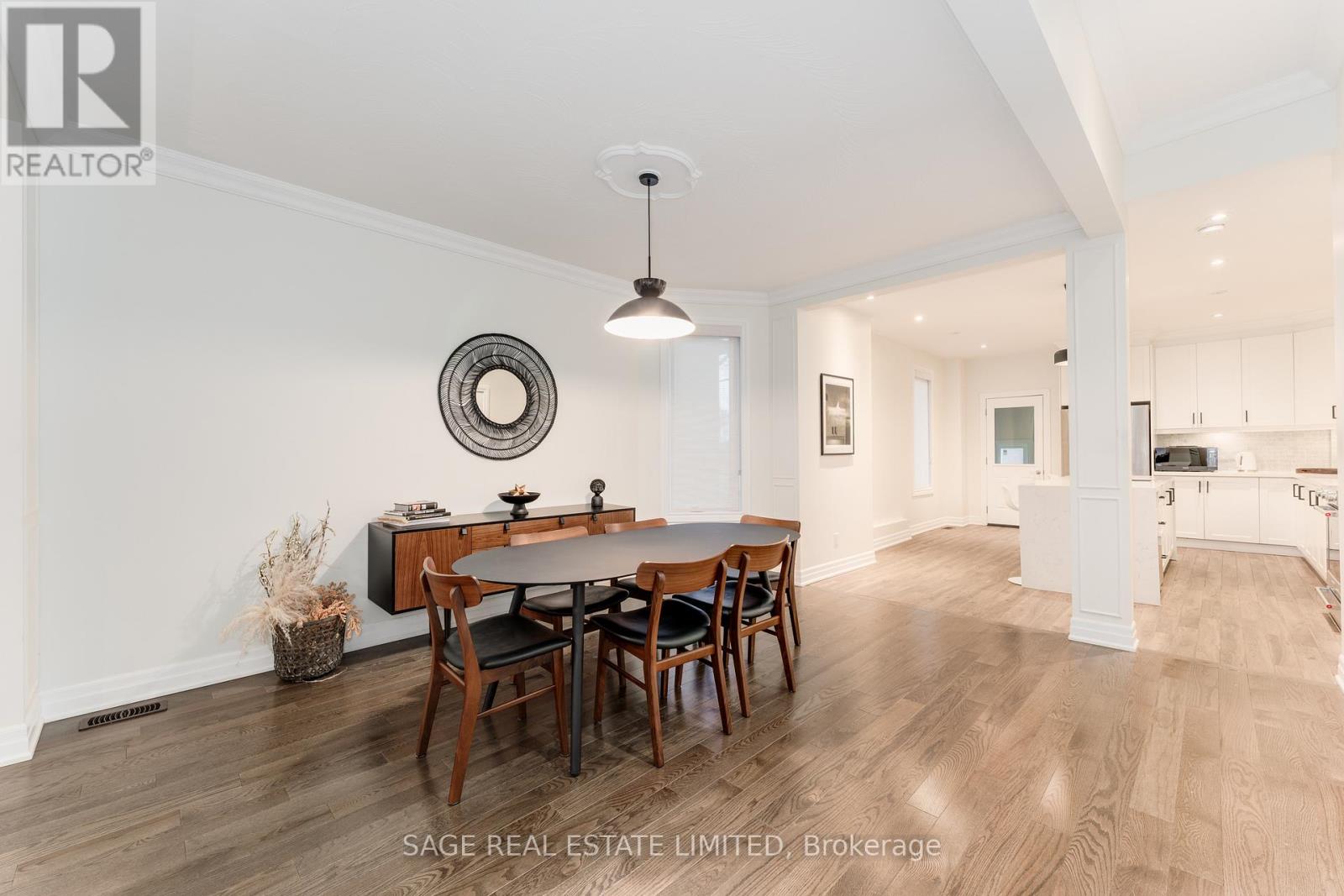 135 Macdonell Avenue, Toronto, Ontario  M6R 2A4 - Photo 14 - W12708492