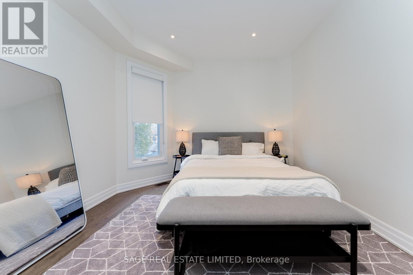 135 Macdonell Avenue, Toronto, Ontario  M6R 2A4 - Photo 30 - W12708492