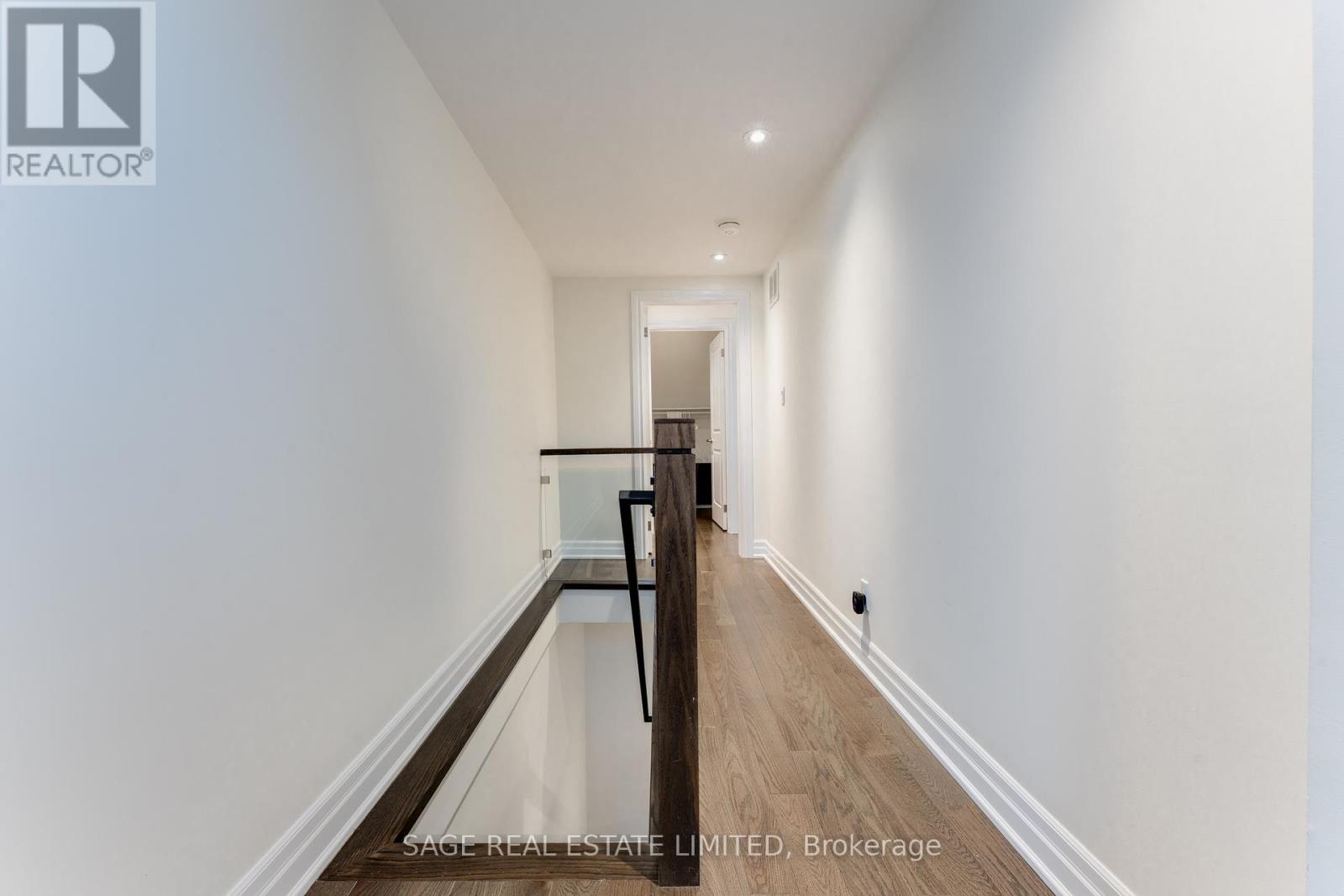 135 Macdonell Avenue, Toronto, Ontario  M6R 2A4 - Photo 40 - W12708492