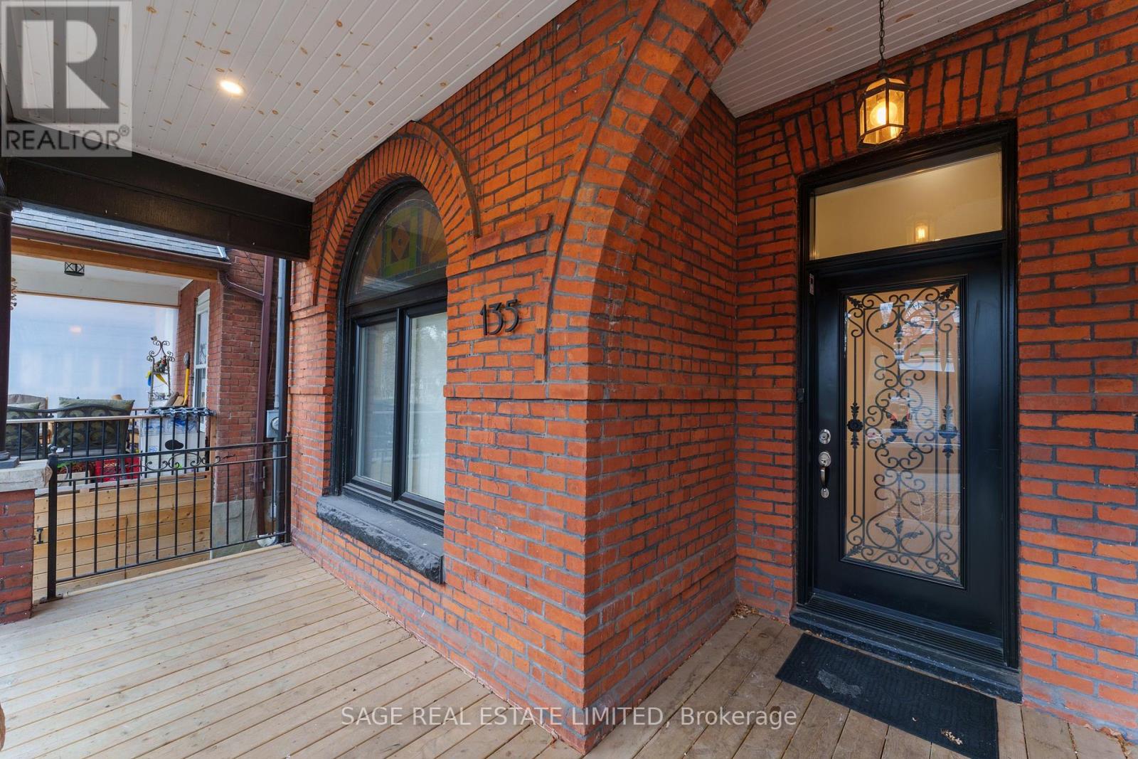 135 Macdonell Avenue, Toronto, Ontario  M6R 2A4 - Photo 48 - W12708492