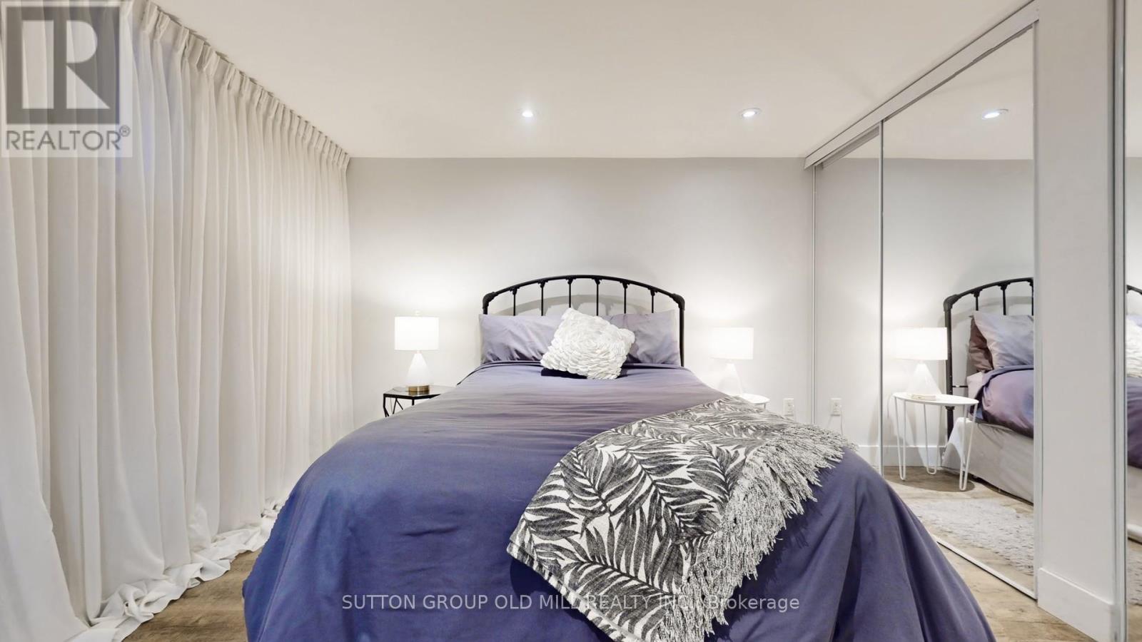 Lower - 11 Fulford Place, Toronto, Ontario  M9R 2V9 - Photo 15 - W12708542