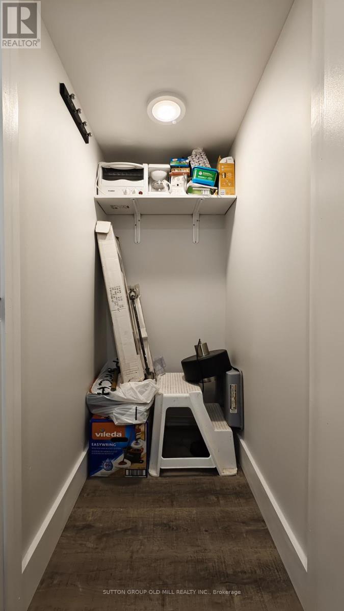 Lower - 11 Fulford Place, Toronto, Ontario  M9R 2V9 - Photo 24 - W12708542