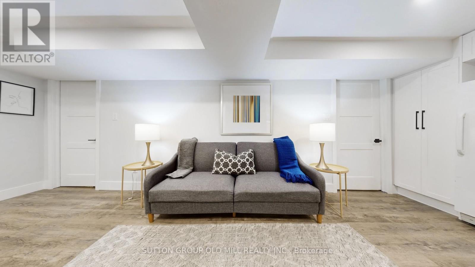 Lower - 11 Fulford Place, Toronto, Ontario  M9R 2V9 - Photo 6 - W12708542