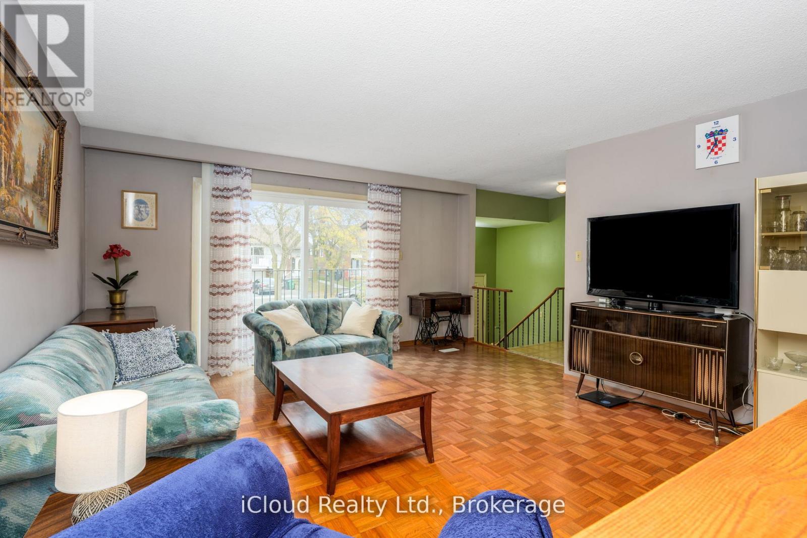 35 Carter Drive, Brampton, Ontario  L6V 3N4 - Photo 13 - W12708566