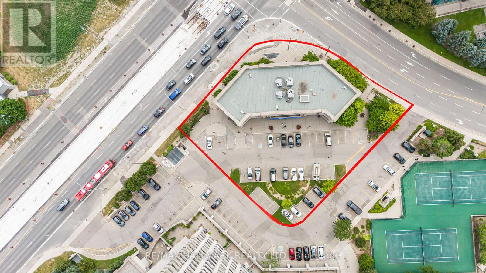 4550 Hurontario Street, Mississauga, Ontario  L5R 4B1 - Photo 2 - W12708598