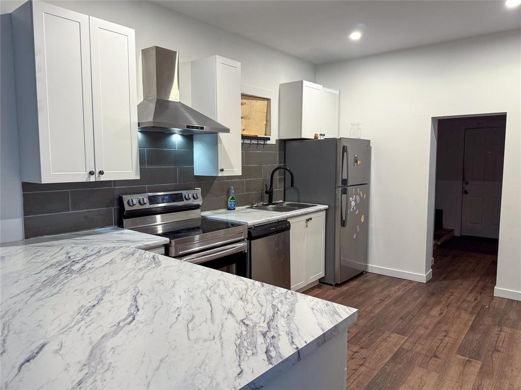 564 Beverley Street, Winnipeg, Manitoba  R3G 1V2 - Photo 1 - 202600995