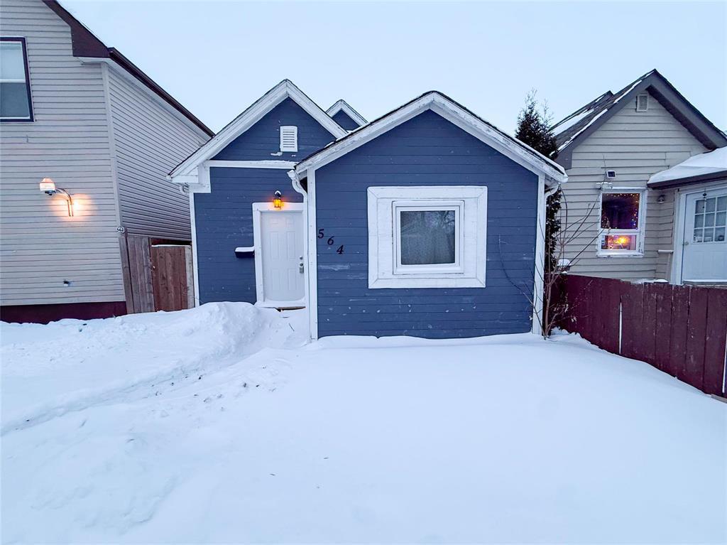564 Beverley Street, Winnipeg, Manitoba  R3G 1V2 - Photo 0 - 202600995