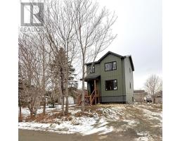 8B Alder Place, St. John's, Newfoundland & Labrador