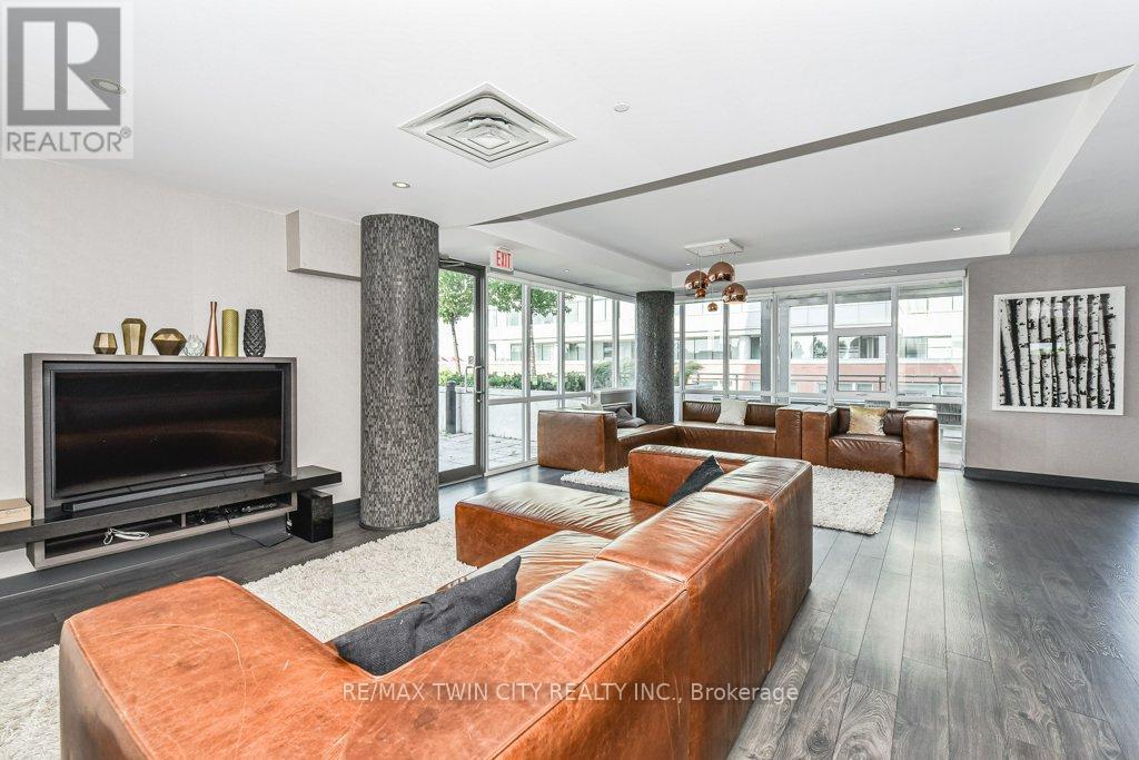 402 - 85 Duke Street, Kitchener, Ontario  N2G 1A6 - Photo 20 - X12708454